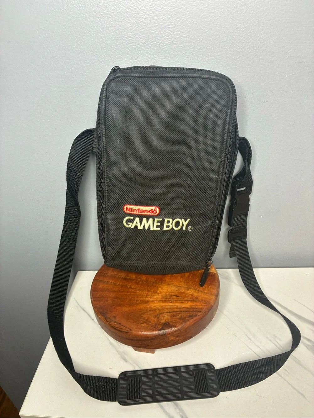 Nintendo Game Boy Carrying Case Bag Black Shoulder Strap Vintage